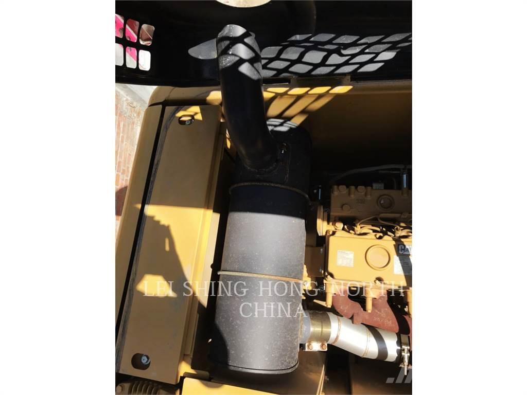 CAT 320D2 Beltegraver