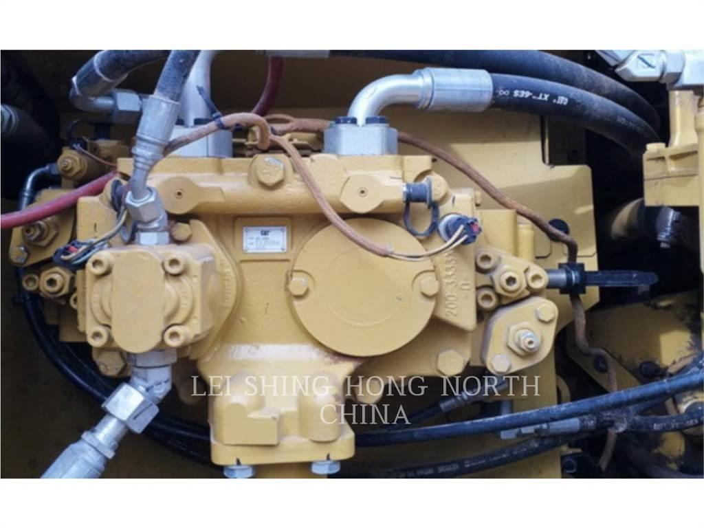 CAT 320D2 Beltegraver