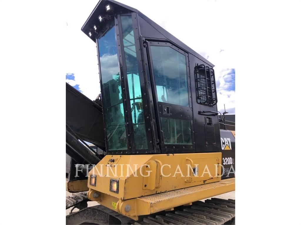 CAT 320D2 FM Gravemaskiner