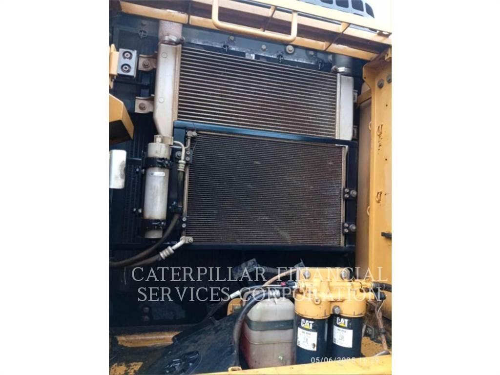 CAT 320D2GC Beltegraver