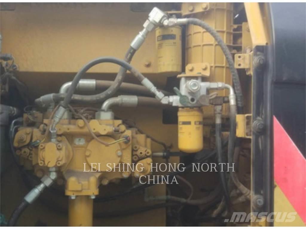 CAT 320D2GC Beltegraver