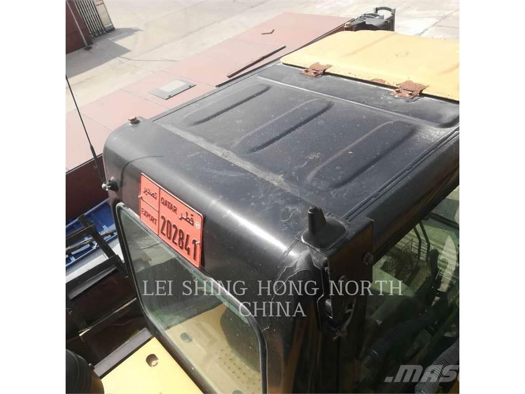 CAT 320D2L Beltegraver