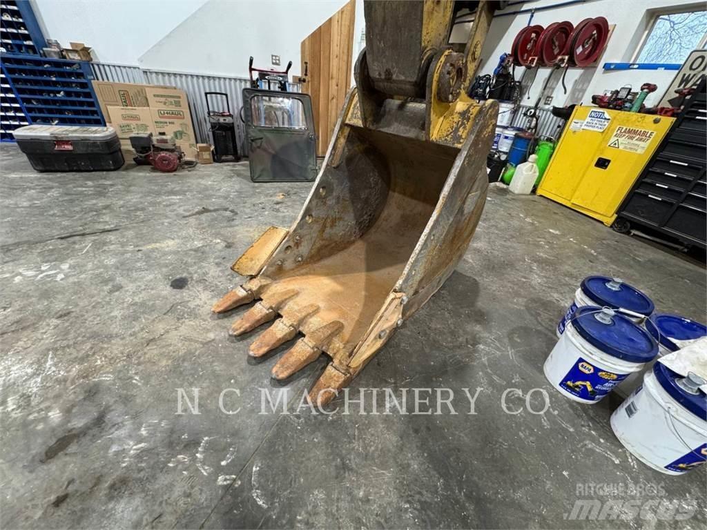 CAT 320L Beltegraver