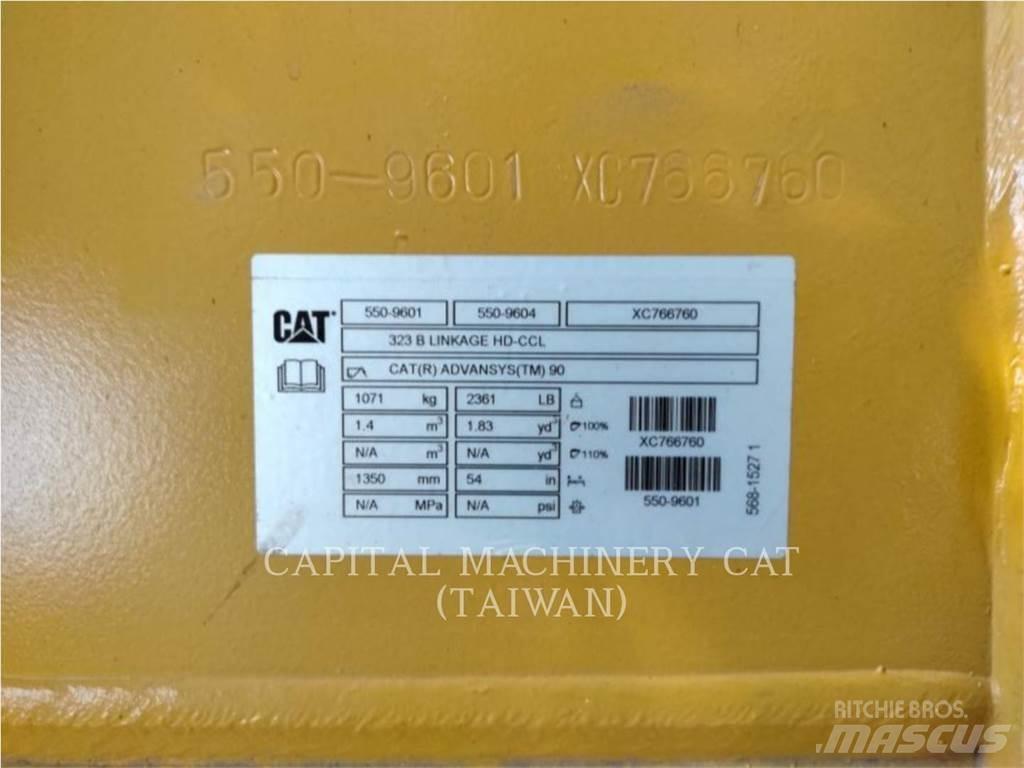 CAT 323 Skuffer