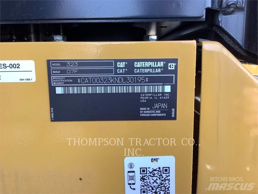 CAT 323 Beltegraver