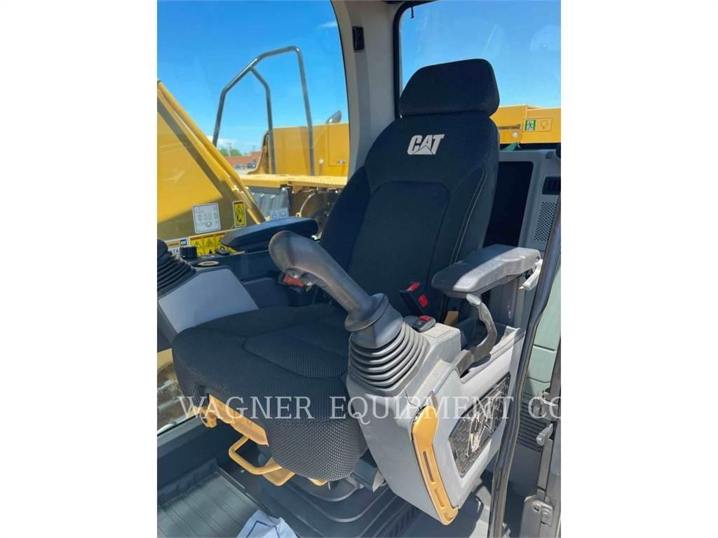 CAT 323 Beltegraver