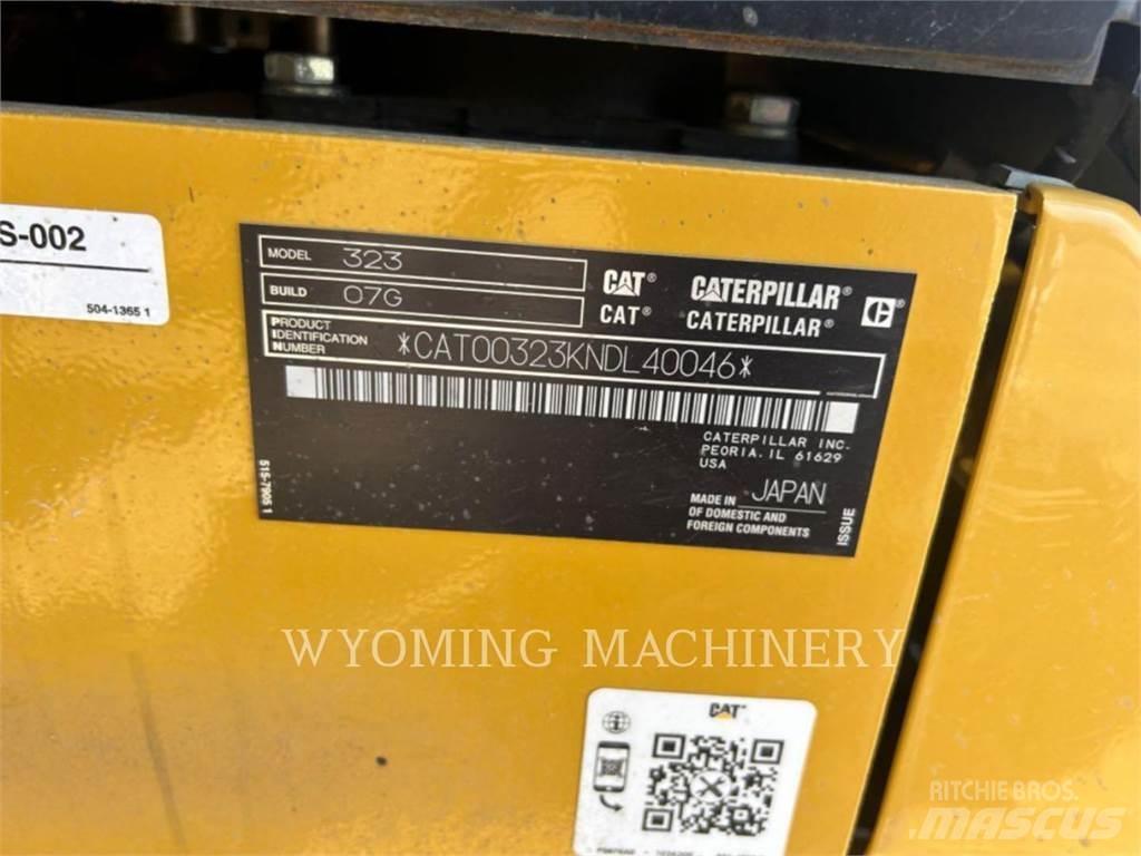 CAT 323 Beltegraver
