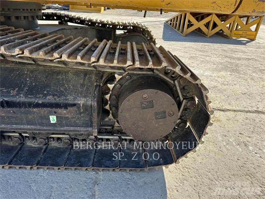 CAT 323 Beltegraver