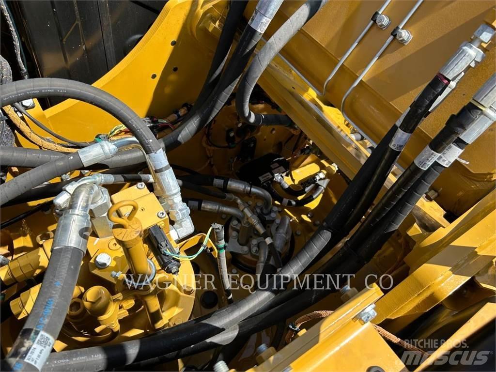 CAT 323 Beltegraver
