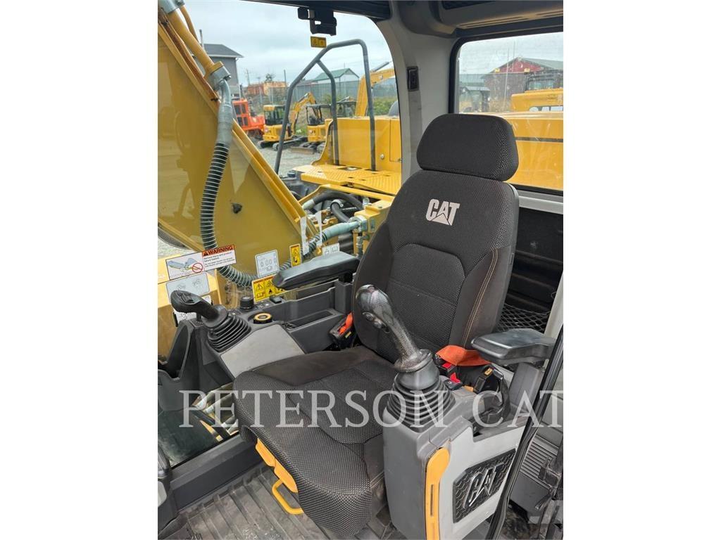 CAT 323 Beltegraver