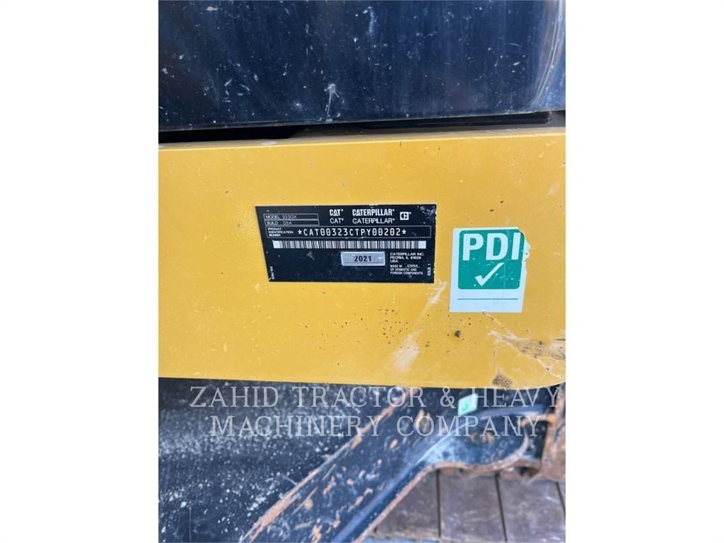CAT 323-05GX Beltegraver