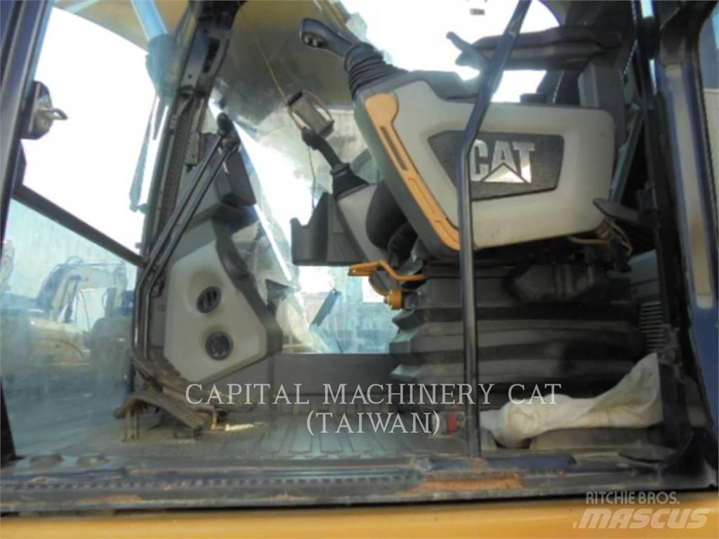 CAT 323-07 Beltegraver