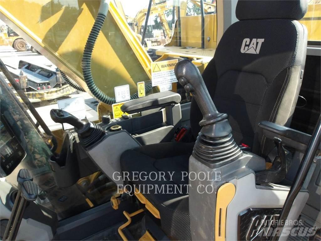 CAT 323-07 Beltegraver