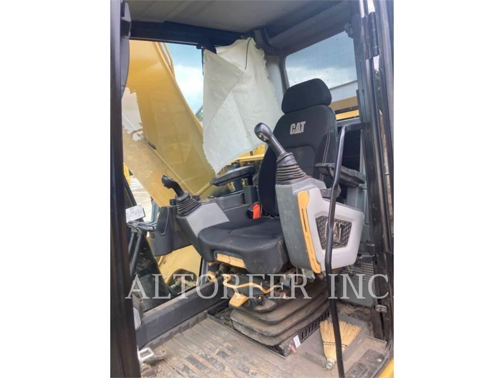 CAT 323-07 Beltegraver