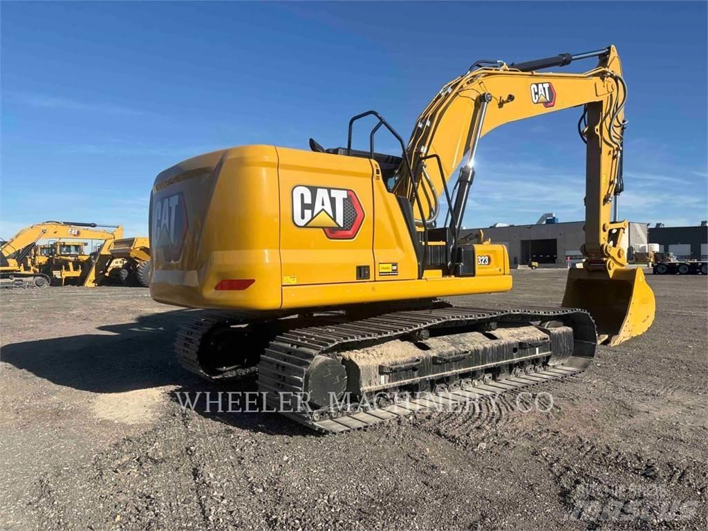 CAT 323 CF Beltegraver