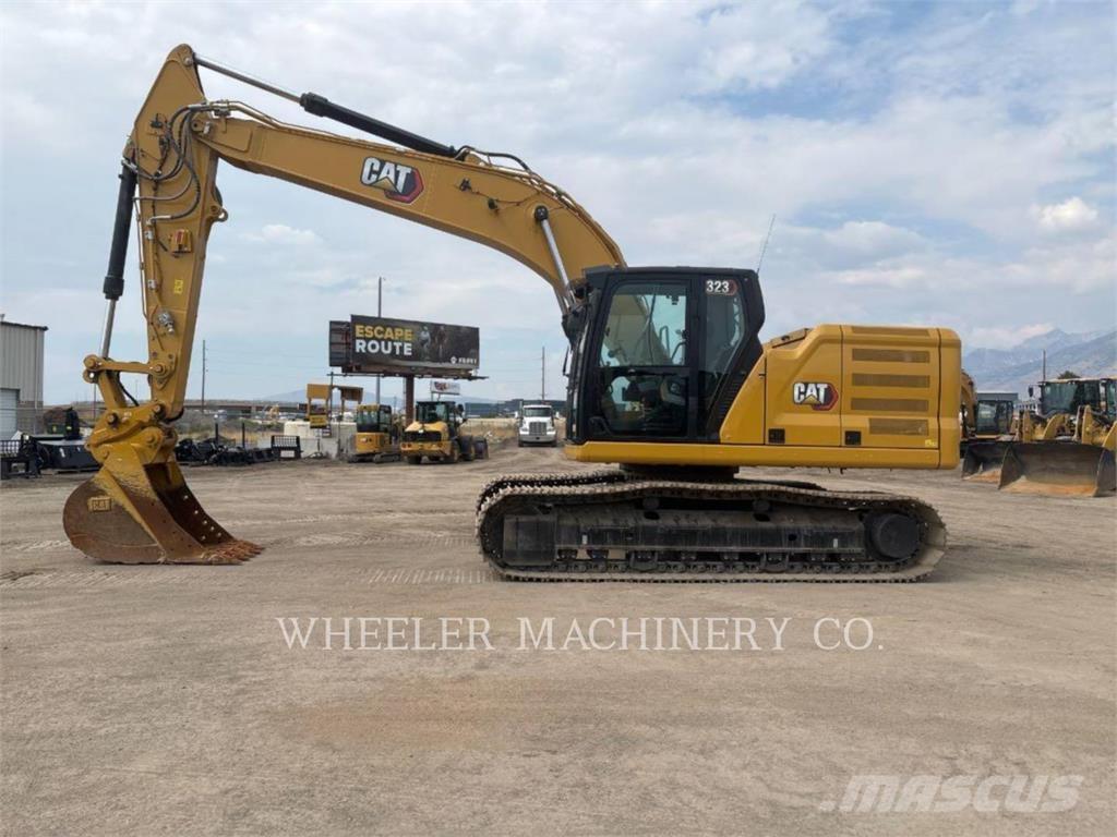 CAT 323 CF Beltegraver