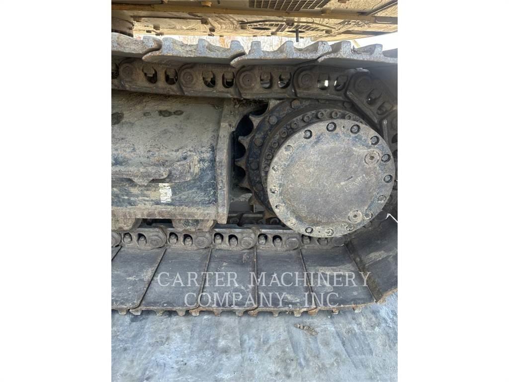 CAT 323 TC Beltegraver