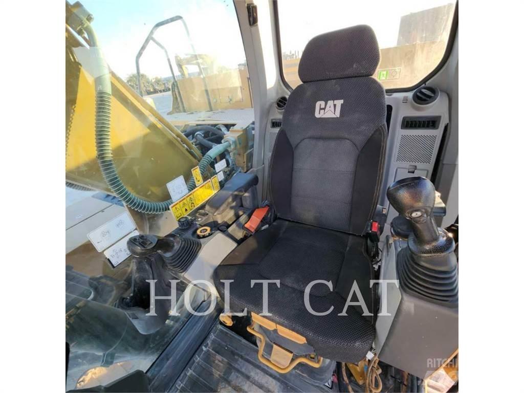 CAT 323 TC Beltegraver