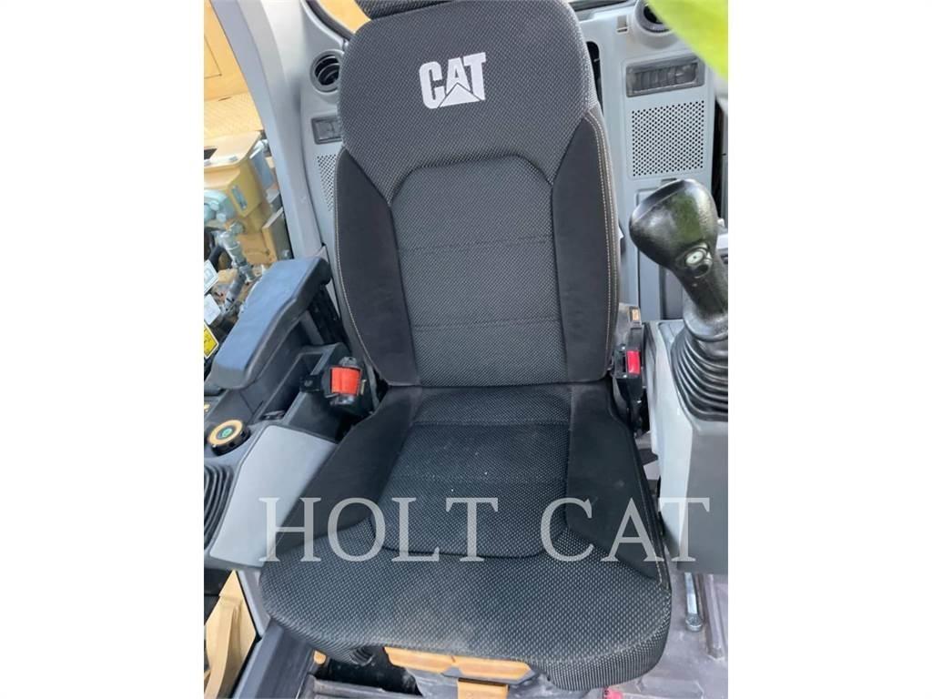 CAT 323 TC Beltegraver