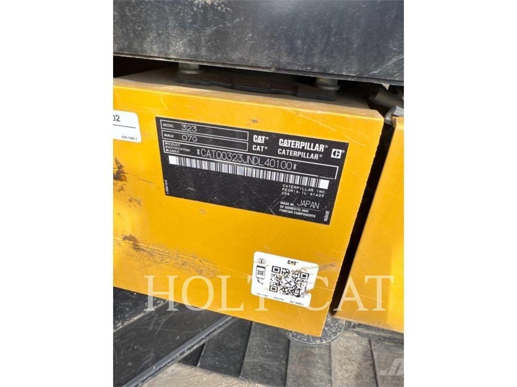 CAT 323 TC Beltegraver