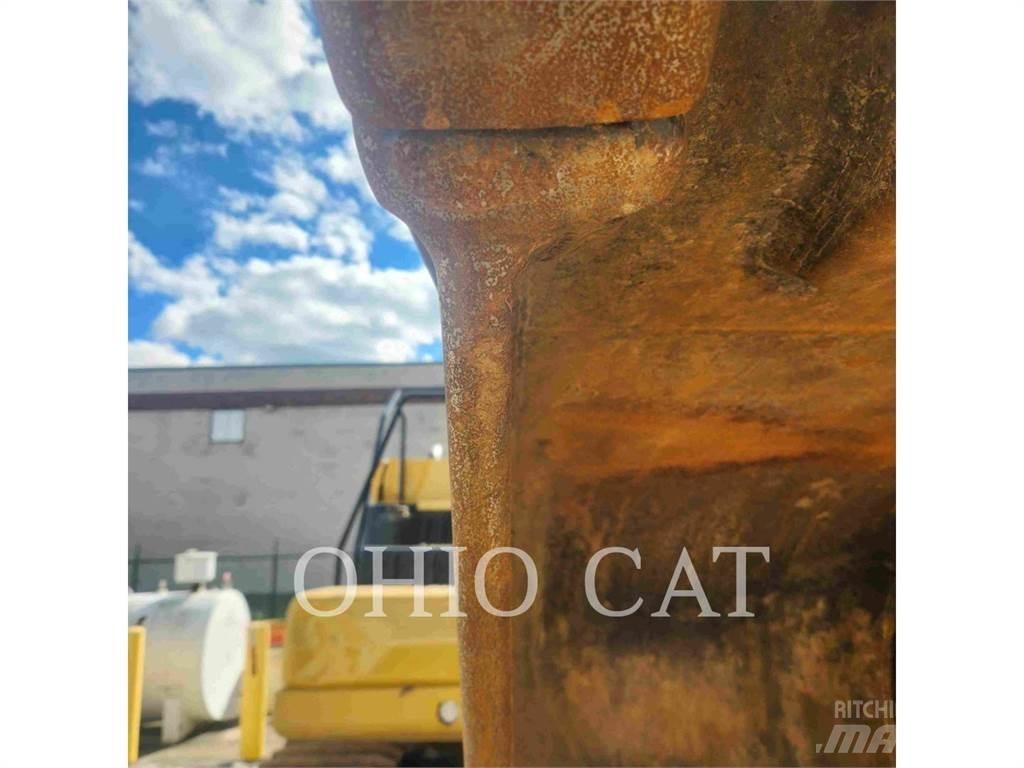 CAT 323 TCS Beltegraver