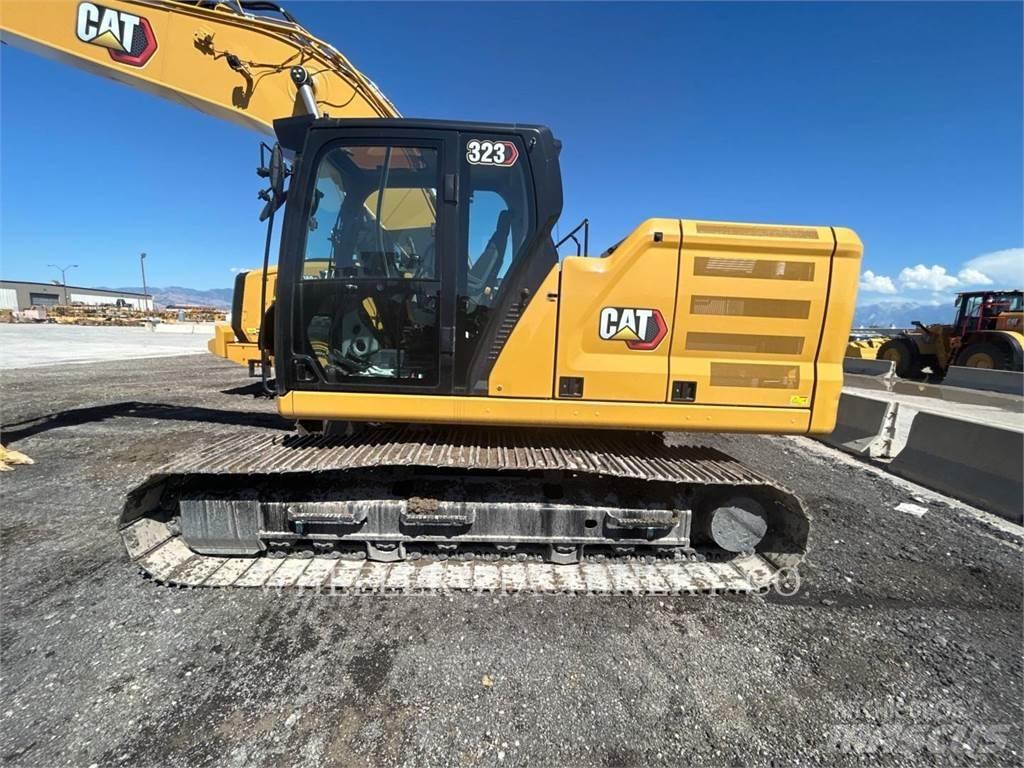 CAT 323 TH Beltegraver