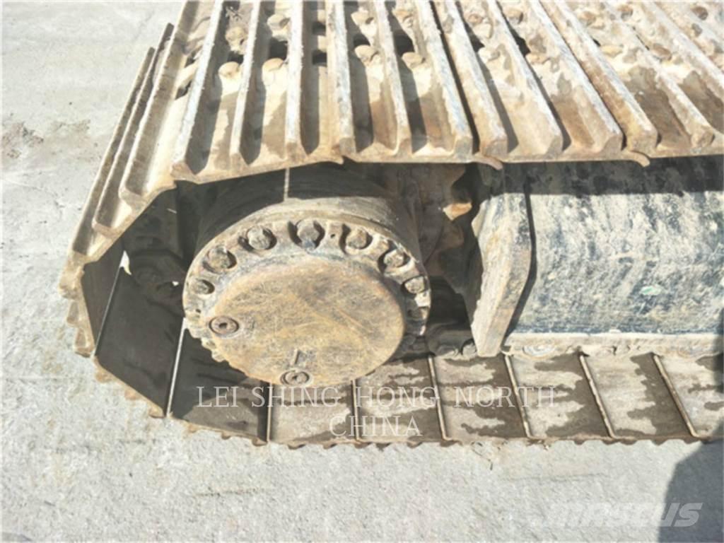 CAT 323D2L Beltegraver