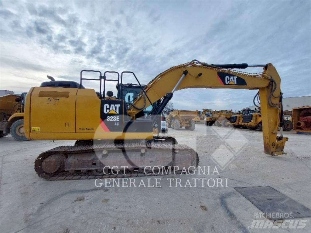 CAT 323E Beltegraver