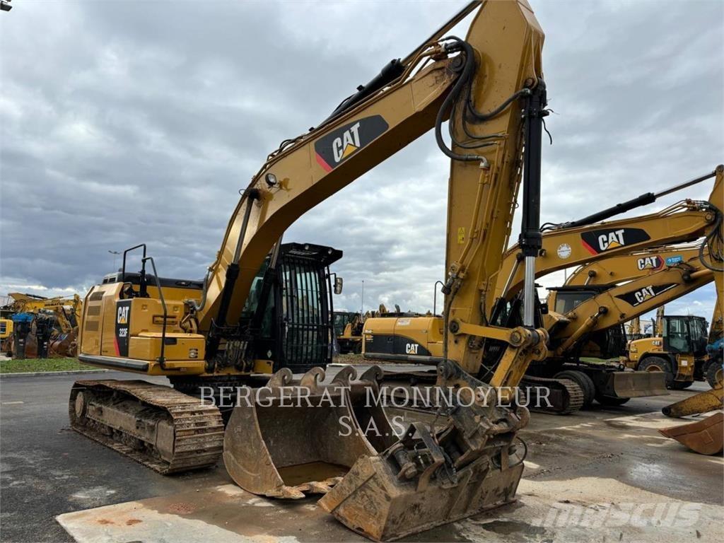 CAT 323F Beltegraver
