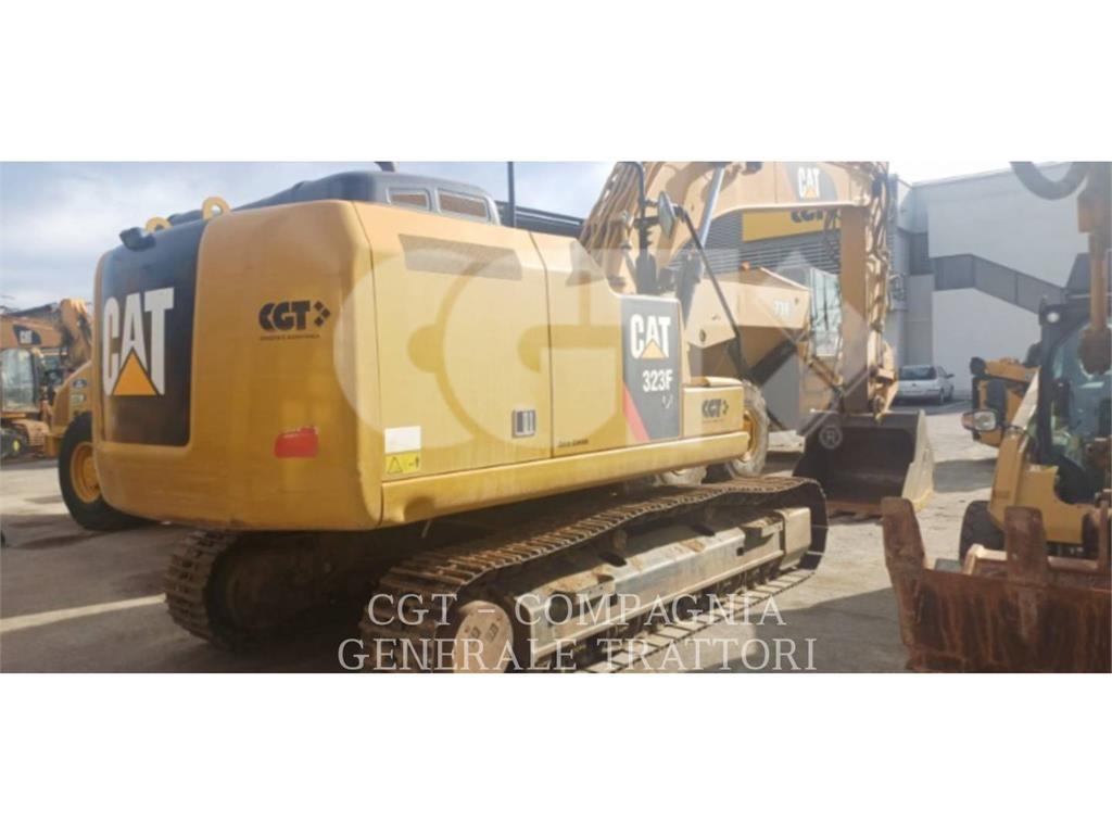 CAT 323F Beltegraver