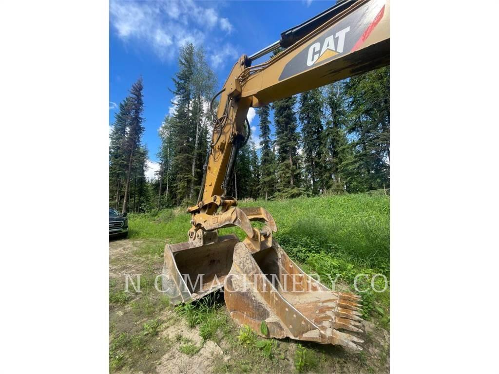 CAT 323F L Beltegraver