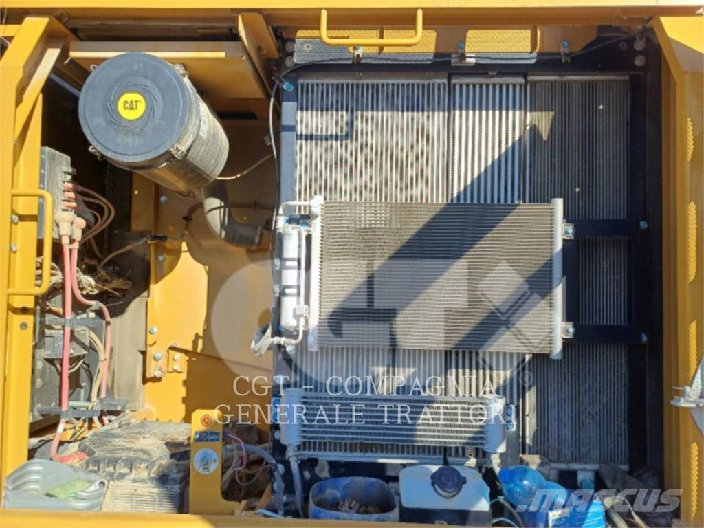 CAT 323F SA Beltegraver