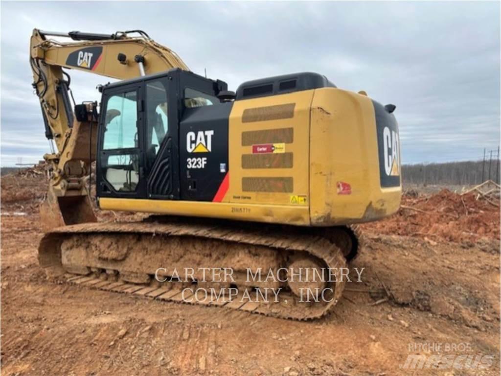 CAT 323FL Beltegraver