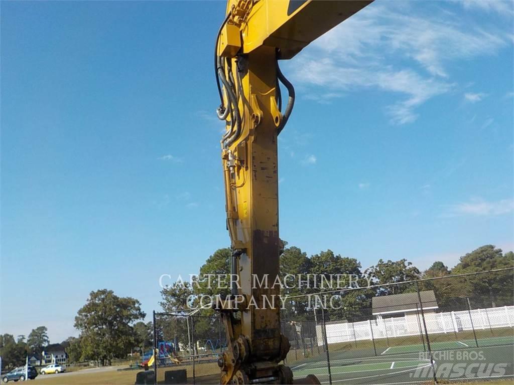 CAT 323FL Beltegraver
