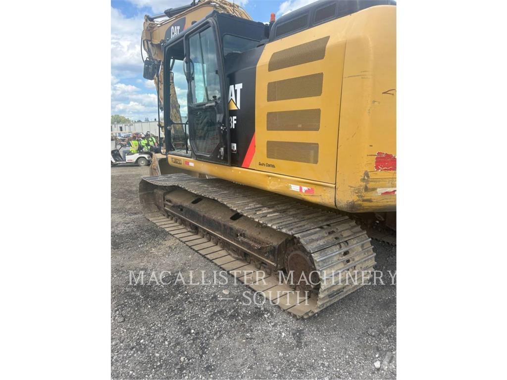 CAT 323FL Beltegraver