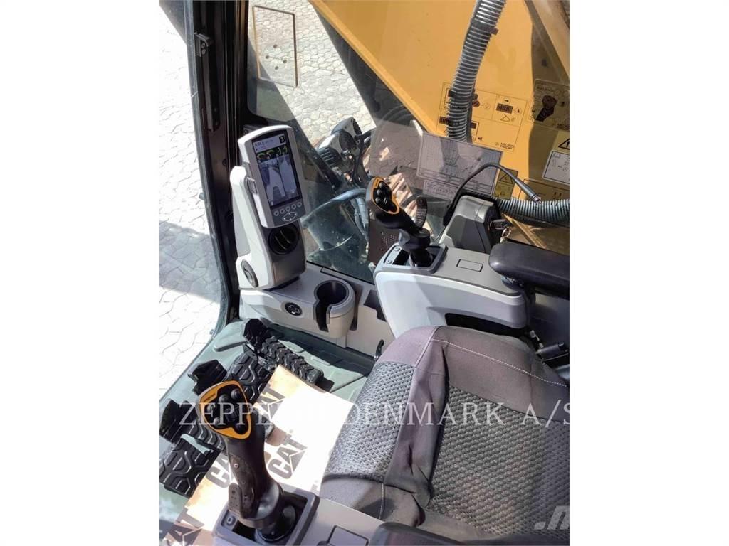CAT 323FL Beltegraver