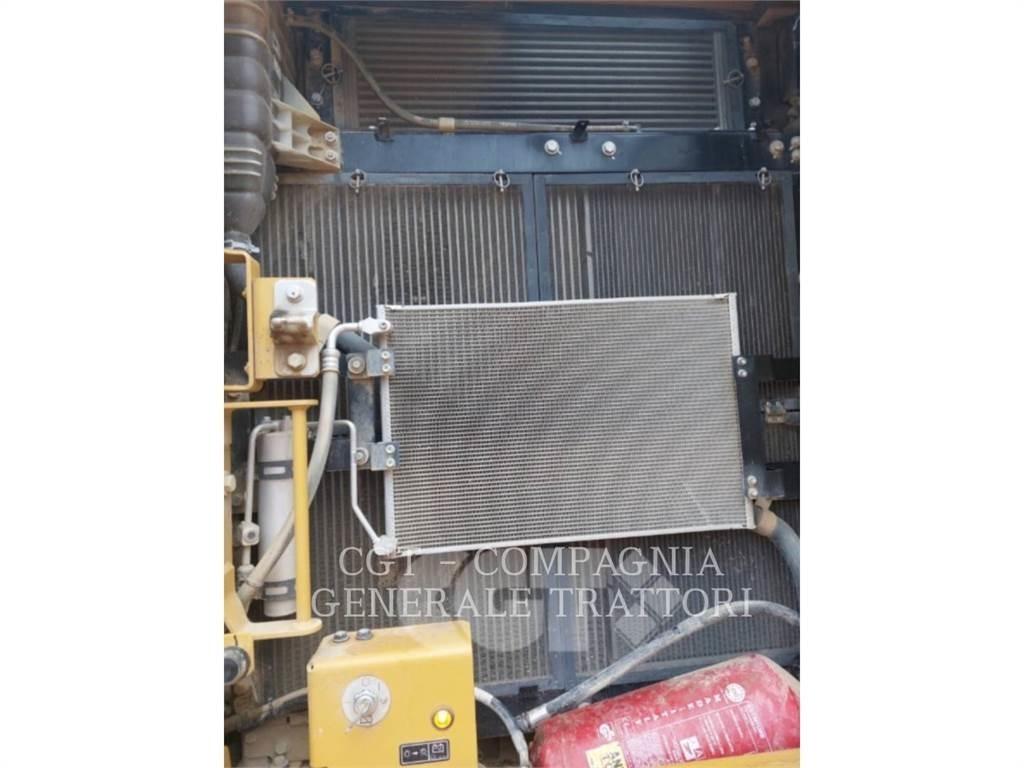 CAT 323LN Beltegraver