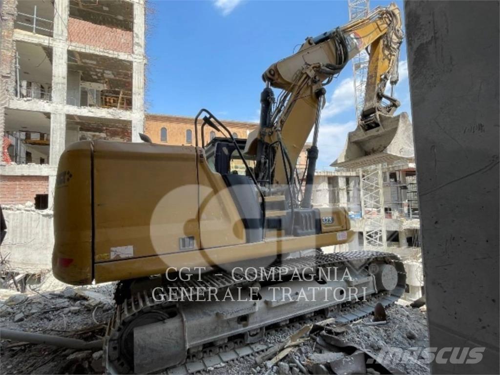 CAT 323LN Beltegraver