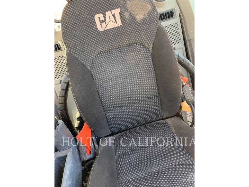 CAT 325 Beltegraver