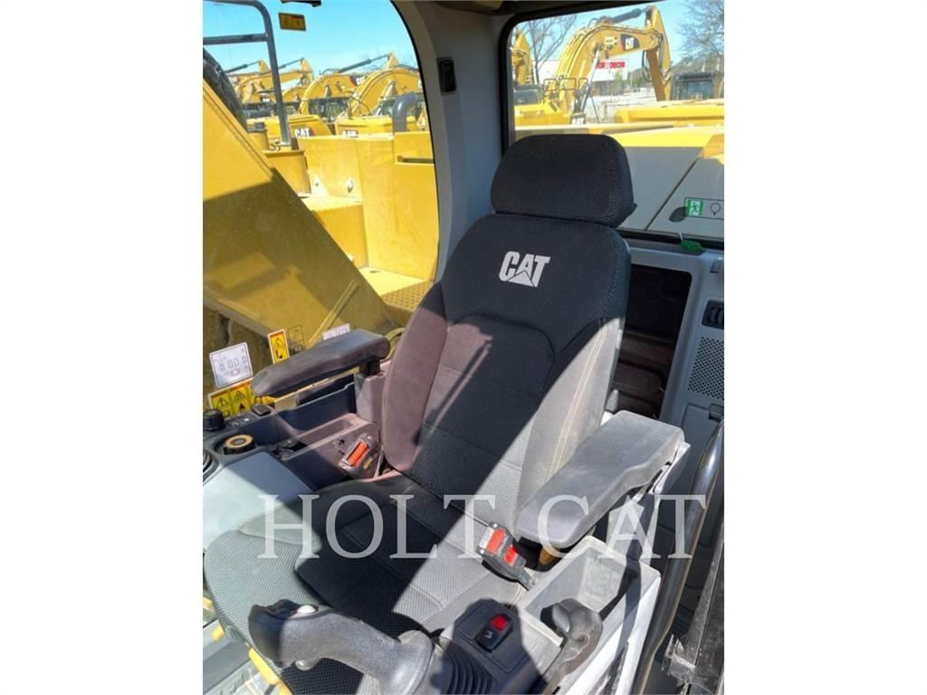 CAT 325 TC Beltegraver