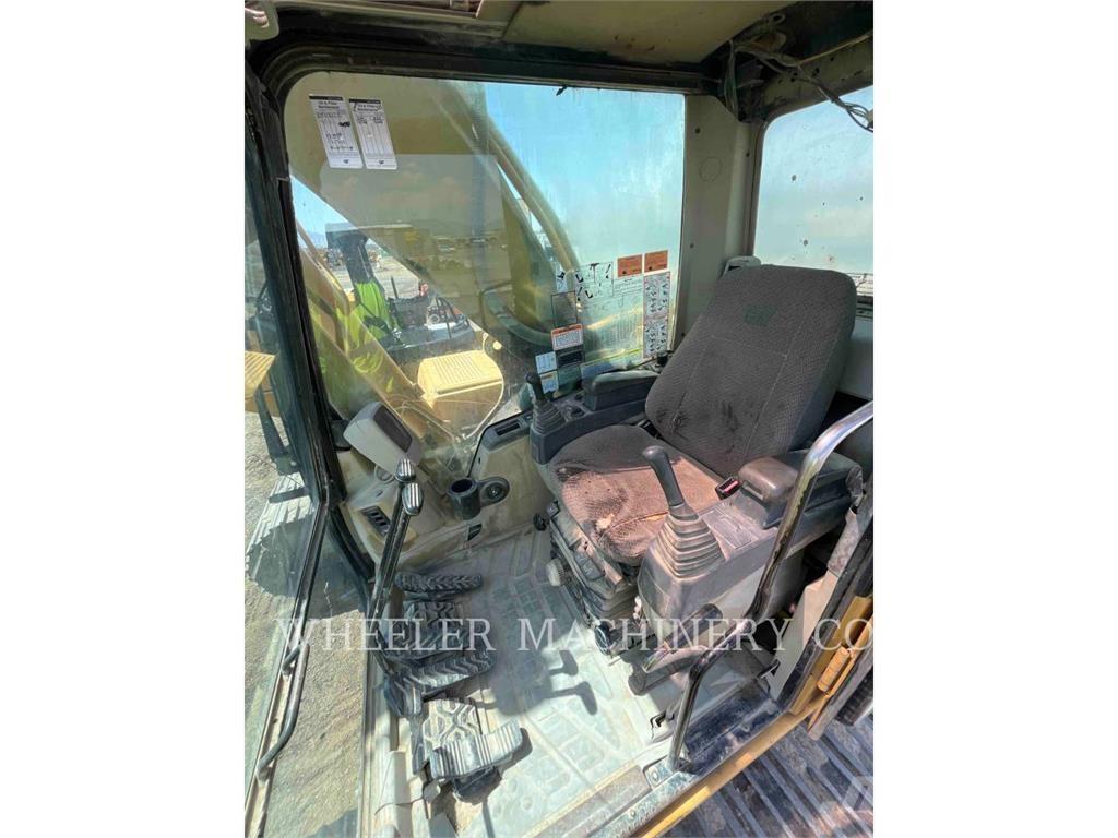 CAT 325CL Beltegraver