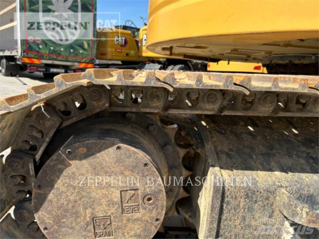 CAT 325FL Beltegraver