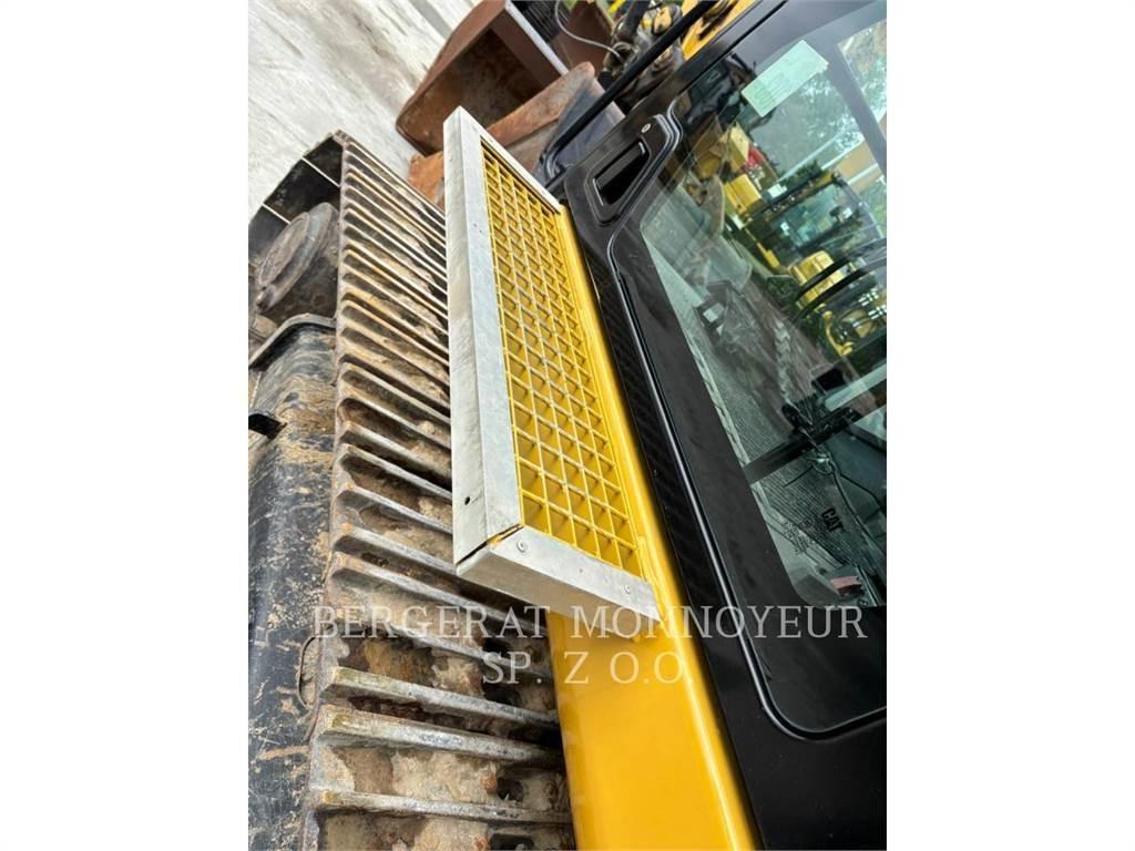CAT 326 Beltegraver