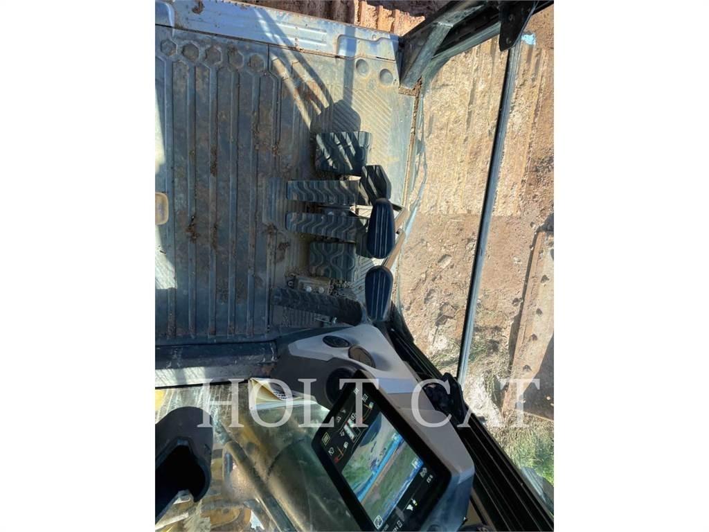CAT 326 LRF Beltegraver
