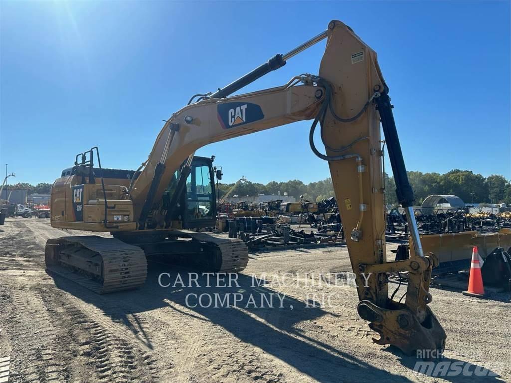 CAT 326FL Beltegraver