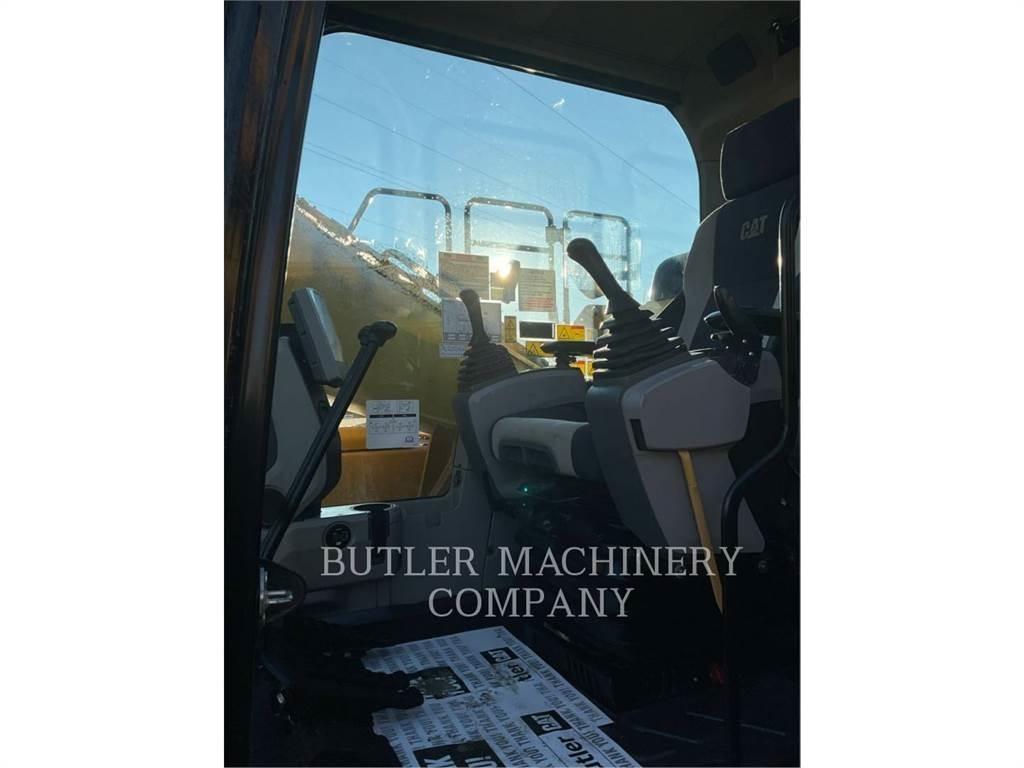 CAT 326FL Beltegraver