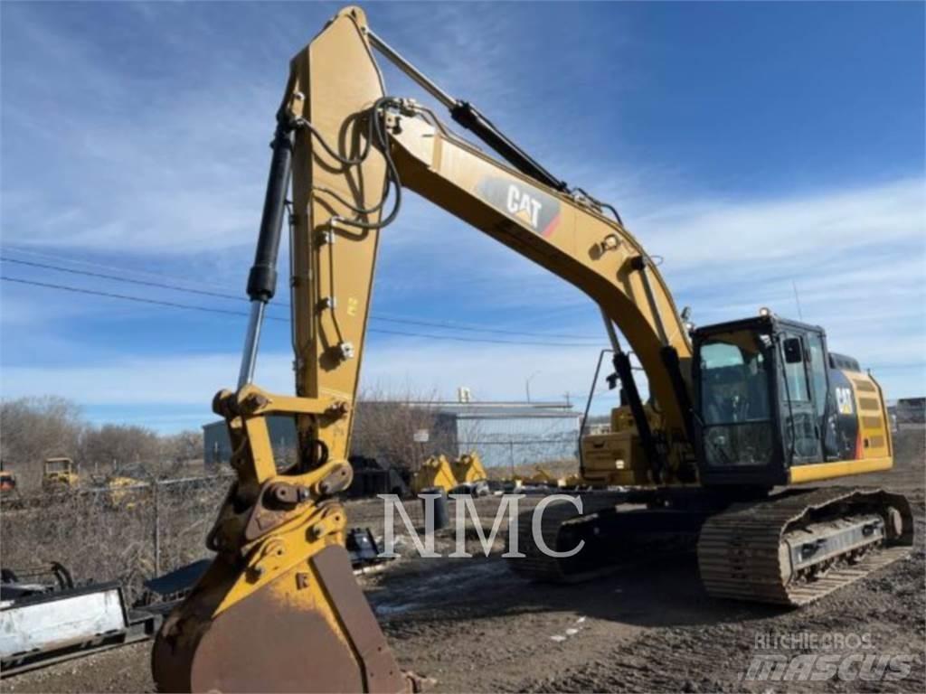 CAT 326FL Beltegraver