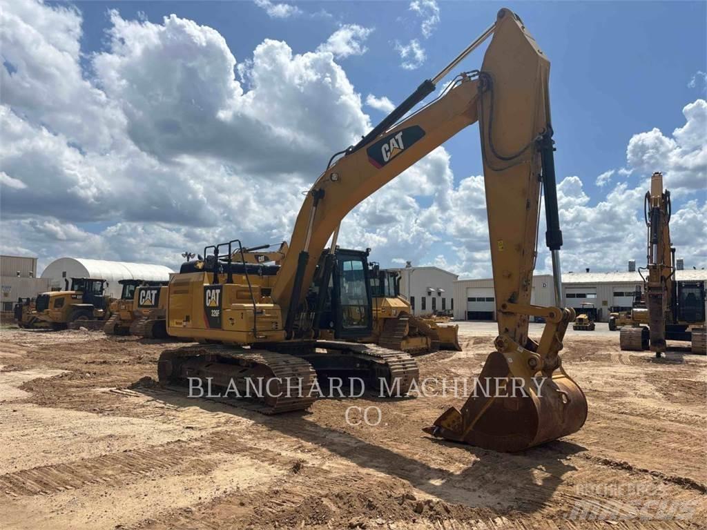 CAT 326FL Beltegraver