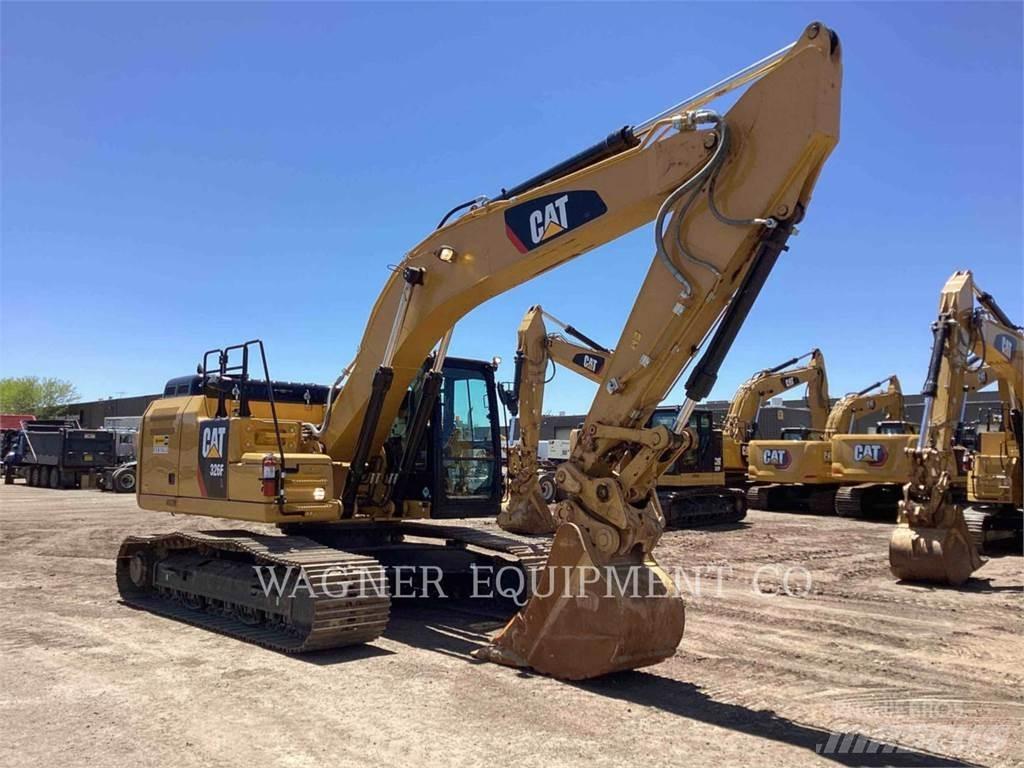 CAT 326FL Beltegraver