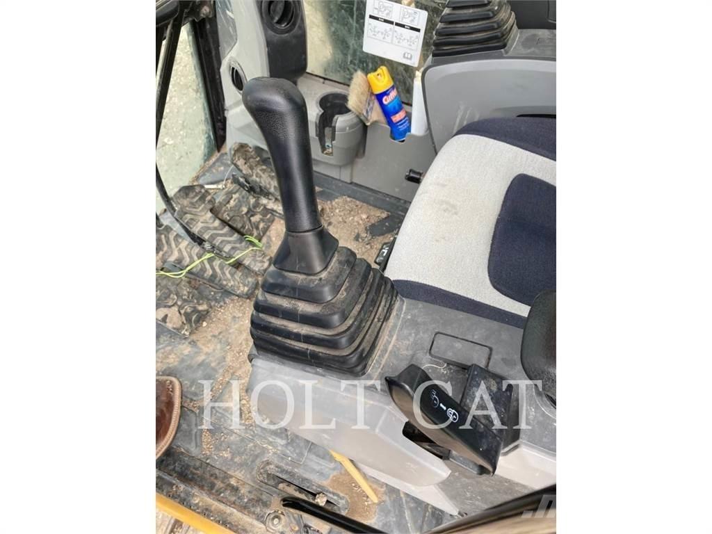 CAT 326FL Beltegraver